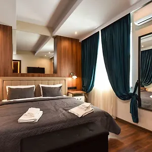 Palace Of Culture 2-bedroom Retreat On Skobelev Blvd Appartamento Sofia
